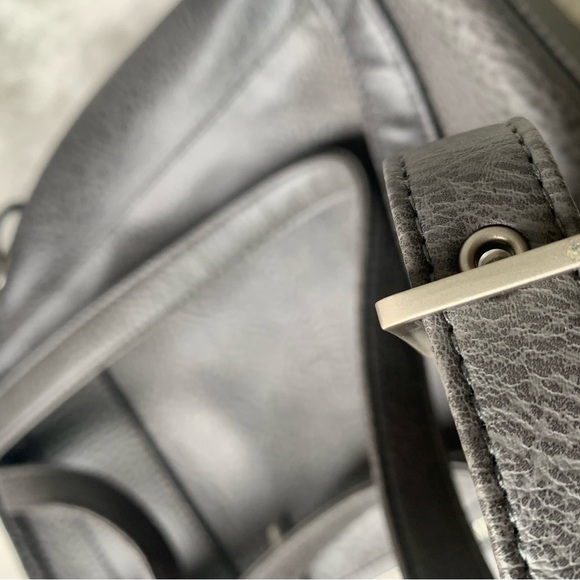 Matt & Nat Backpack Mumbai Vegan PVC Grey Backpack - Picture 8 of 13